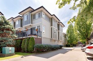 Photo 2: 59 1010 EWEN Avenue in New Westminster: Queensborough Townhouse for sale in "WINDSOR MEWS" : MLS®# R2595732