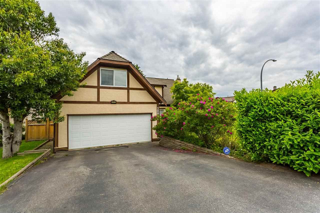 Main Photo: 20049 50 Avenue in Langley: Langley City House for sale : MLS®# R2369915