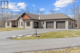 Photo 3: 5829 WOOD DUCK DRIVE in Ottawa: House for sale : MLS®# 1385724