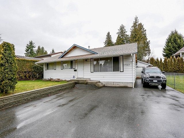 Main Photo: 17163 58 Avenue in Surrey: Cloverdale BC House for sale : MLS®# F1405405