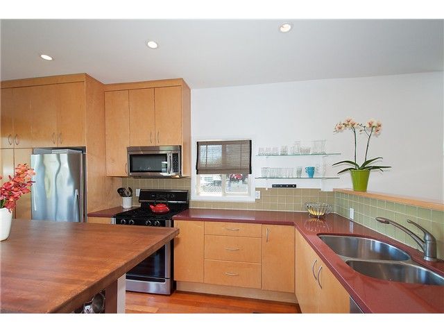 Photo 7: Photos: 4170 ST. CATHERINES ST in Vancouver: Fraser VE House for sale (Vancouver East)  : MLS®# V1130567