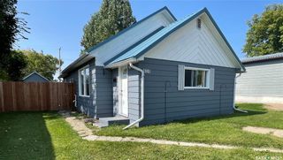 Photo 1: 410 Central Avenue in Buchanan: Residential for sale : MLS®# SK944341