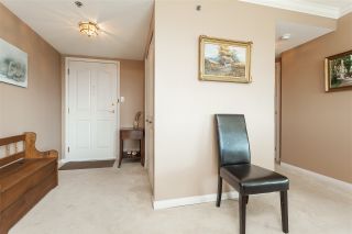 Photo 5: 1404 32440 SIMON Avenue in Abbotsford: Abbotsford West Condo for sale in "Trethewey Tower" : MLS®# R2461982