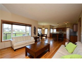 Photo 14: 112 WEST POINTE Manor: Cochrane House for sale : MLS®# C4116504