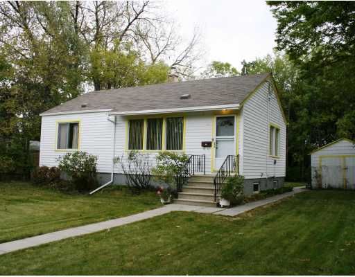 Main Photo:  in WINNIPEG: St Vital Residential for sale (South East Winnipeg)  : MLS®# 2919488
