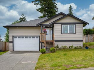 Photo 1: 2731 Rydal Ave in CUMBERLAND: CV Cumberland House for sale (Comox Valley)  : MLS®# 842765