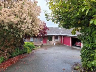 Photo 2: 14321 MARINE Drive: White Rock House for sale (South Surrey White Rock)  : MLS®# R2693825