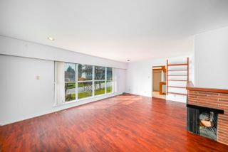 Photo 8: 8076 GRAY Avenue in Burnaby: South Slope House for sale (Burnaby South)  : MLS®# R2858801