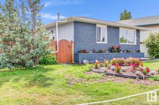 Photo 2: 6611 89 Avenue in Edmonton: Zone 18 House for sale : MLS®# E4307404