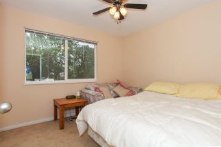 Photo 14: 5886 ANGUS Place in Surrey: Cloverdale BC House for sale (Cloverdale)  : MLS®# R2080499