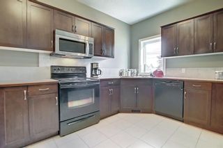 Photo 15: 2006 37 Street SE in Calgary: Forest Lawn Detached for sale : MLS®# A1176764