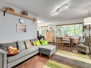 Photo 4: 102 815 FOURTH Avenue in New Westminster: Uptown NW Condo for sale in "NORFOLK HOUSE" : MLS®# R2706476