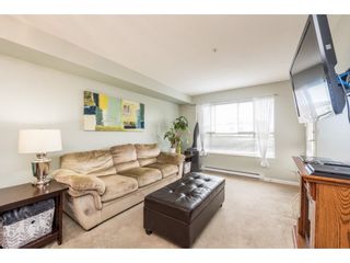 Photo 5: 313 5465 203 STREET in Langley: Langley City Condo for sale : MLS®# R2206615