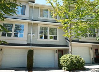Photo 2: 70 14952 58 AVE Avenue in Surrey: Sullivan Station Townhouse for sale in "Highbrae" : MLS®# R2803957