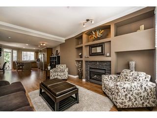 Photo 4: 55 11720 COTTONWOOD Drive in Maple Ridge: Cottonwood MR Townhouse for sale in "COTTONWOOD GREEN" : MLS®# R2184980