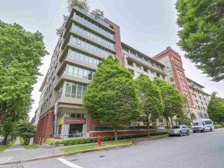 Photo 1: 701 2799 YEW Street in Vancouver: Kitsilano Condo for sale in "TAPESTRY AT ARBUTUS WALK (O'Keefe)" (Vancouver West)  : MLS®# R2178410
