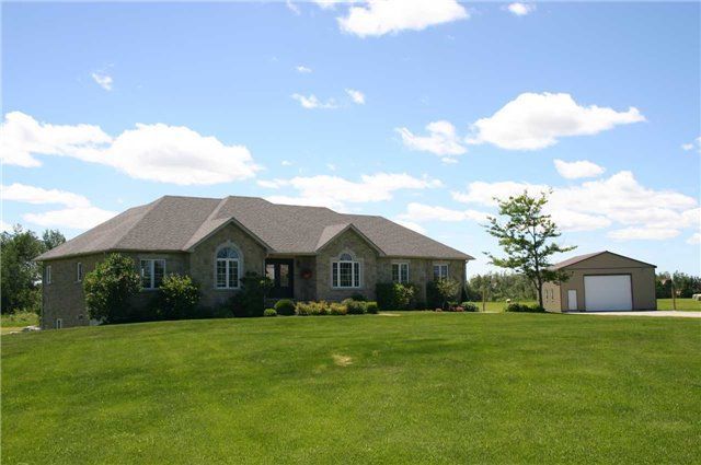 Main Photo: 514290 2nd Line in Amaranth: Rural Amaranth House (Bungalow) for sale : MLS®# X4155889