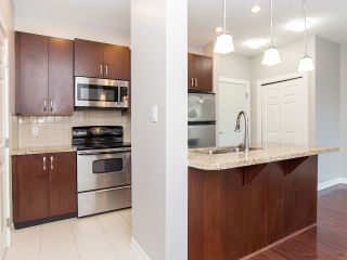 Photo 6: 316 10237 133 Street in Surrey: Whalley Condo for sale in "ETHICAL GARDENS" (North Surrey)  : MLS®# R2322392