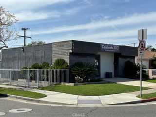 Photo 2: 1626 S Broadway in Santa Ana: Commercial Sale for sale (69 - Santa Ana South of First)  : MLS®# OC23045157
