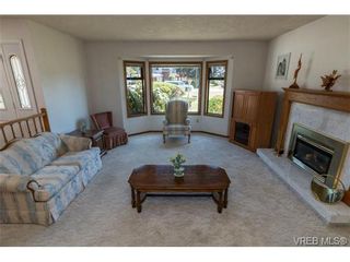 Photo 5: 3122 Antrobus Cres in VICTORIA: Co Sun Ridge House for sale (Colwood)  : MLS®# 709711