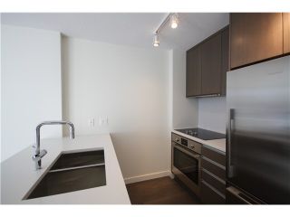 Photo 3: 806 1009 HARWOOD Street in Vancouver: West End VW Condo for sale (Vancouver West)  : MLS®# V1094070