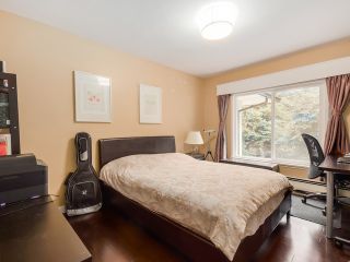 Photo 11: 77 DESSWOOD Place in West Vancouver: Glenmore House for sale : MLS®# V1090987