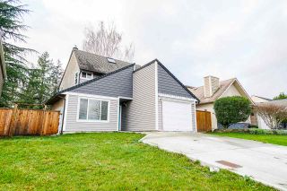 Photo 1: 6163 194 Street in Surrey: Cloverdale BC House for sale (Cloverdale)  : MLS®# R2523379