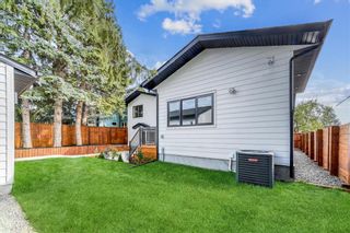 Photo 5: 2312 58 Avenue SW in Calgary: North Glenmore Park Detached for sale : MLS®# A2001615