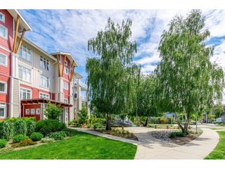 Photo 2: 206 4233 BAYVIEW Street in Richmond: Steveston South Condo for sale in "THE VILLAGE AT IMPERIAL LANDING" : MLS®# R2692144