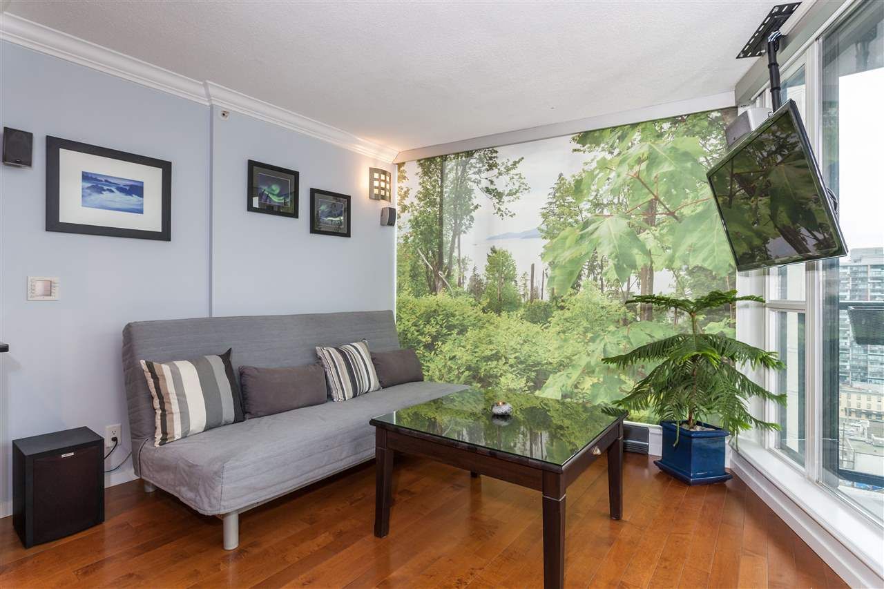 Photo 2: Photos: 2008 1155 SEYMOUR Street in Vancouver: Downtown VW Condo for sale in "BRAVA" (Vancouver West)  : MLS®# R2138571