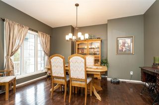 Photo 3: Prime Brigwater 2 Storey in Winnipeg: 1R House for sale (Brigwater Forest)  : MLS®# 202213084