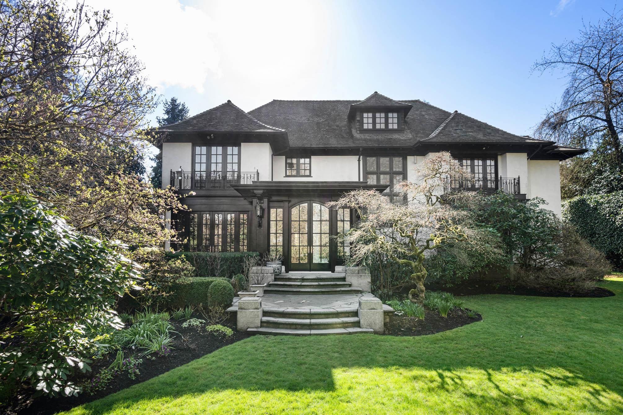 Main Photo: 1738 ANGUS Drive in Vancouver: Shaughnessy House for sale (Vancouver West)  : MLS®# R2751294