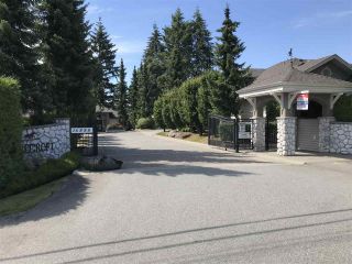 Photo 1: 22 16888 80 Avenue in Surrey: Fleetwood Tynehead Townhouse for sale in "Stonecroft" : MLS®# R2298673