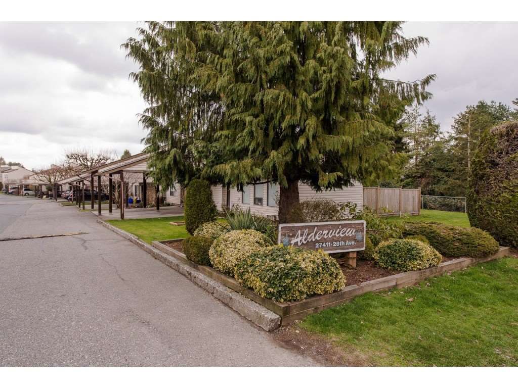 Main Photo: 281 27411 28TH Avenue in Langley: Aldergrove Langley Townhouse for sale in "Alderview" : MLS®# R2278841