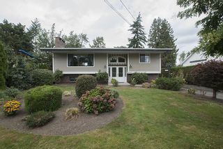Photo 1: 48183 YALE Road in Chilliwack: East Chilliwack House for sale : MLS®# R2209781