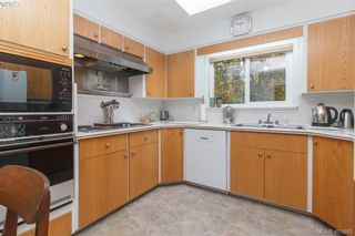 Photo 6: 919 Parklands Dr in VICTORIA: Es Gorge Vale House for sale (Esquimalt)  : MLS®# 802008