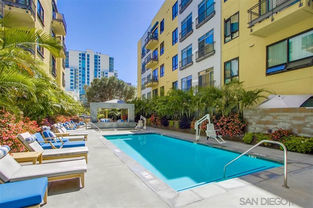 Main Photo: DOWNTOWN Condo for sale : 1 bedrooms : 889 Date St #203 in San Diego