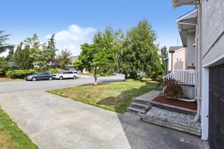 Photo 3: 5164 209A Street in Langley: Langley City House for sale : MLS®# R2614878