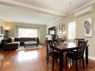 Photo 5: 1284 Parkdale Creek Gdns in VICTORIA: La Westhills House for sale (Langford)  : MLS®# 795585