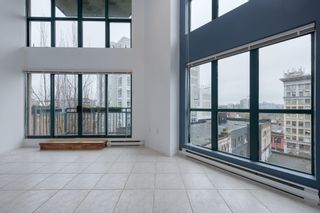 Photo 3: 619 22 E CORDOVA Street in Vancouver: Downtown VE Condo for sale in "Van Horne" (Vancouver East)  : MLS®# R2334498