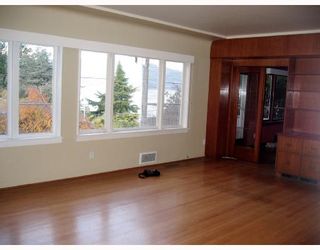 Photo 2: 4659 BELMONT Avenue in Vancouver: Point Grey House for sale (Vancouver West)  : MLS®# V690769