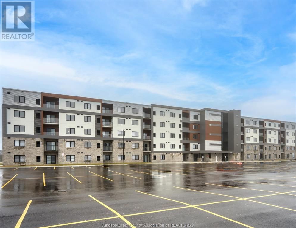 Main Photo: 2550 SANDWICH WEST PARKWAY Unit# 519 in LaSalle: House for rent : MLS®# 24001674