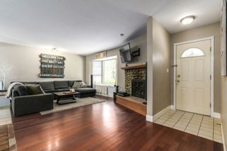 Photo 3: 12060 208 Street in Maple Ridge: Northwest Maple Ridge House for sale : MLS®# R2207261