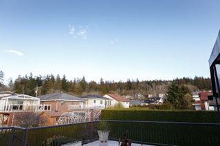 Photo 7: 7235 QUEENSTON Court in Burnaby: Simon Fraser Univer. House for sale (Burnaby North)  : MLS®# R2740458