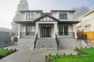 Photo 1: 4455 PERCIVAL Avenue in Burnaby: Deer Lake Place House for sale (Burnaby South)  : MLS®# R2285210