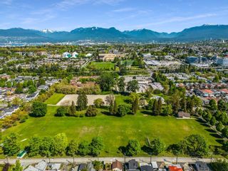 Photo 19: 2564 E 18TH Avenue in Vancouver: Renfrew Heights House for sale (Vancouver East)  : MLS®# R2880332