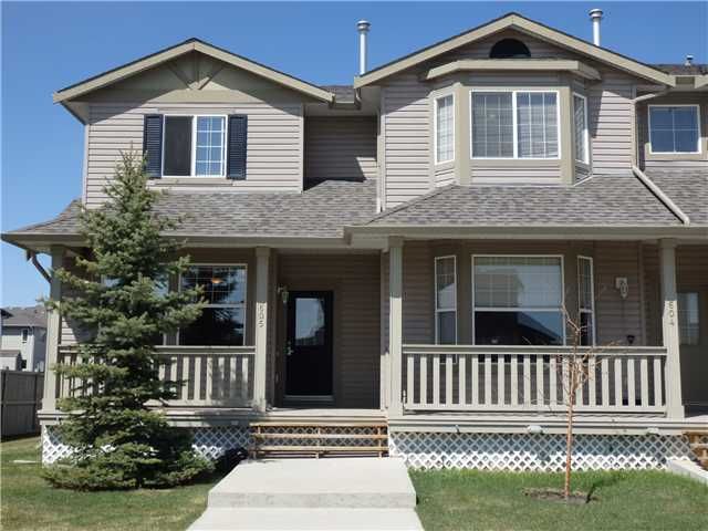 Main Photo: 605 2001 LUXSTONE Boulevard SW: Airdrie Townhouse for sale : MLS®# C3614893