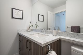Photo 16: 303 119 W 22ND Street in North Vancouver: Central Lonsdale Condo for sale in "Anderson Walk" : MLS®# R2479541