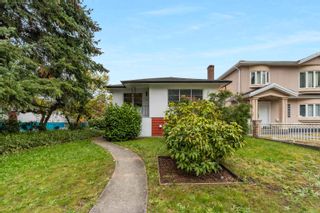 Photo 2: 1260 E 33RD Avenue in Vancouver: Knight House for sale (Vancouver East)  : MLS®# R2879845
