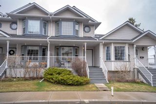 Photo 2: 68 Martin Crossing Court NE in Calgary: Martindale Row/Townhouse for sale : MLS®# A2126447
